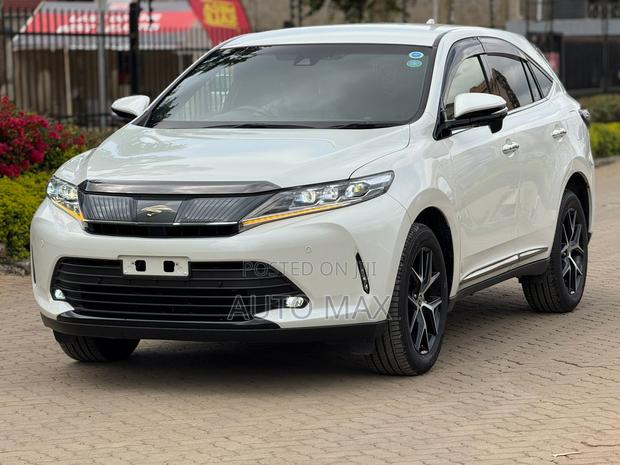 Toyota Harrier 2020 White