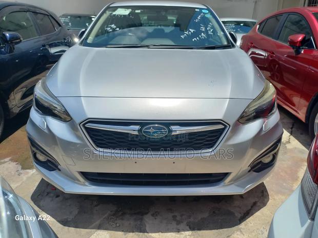 Subaru Legacy 2019 Silver
