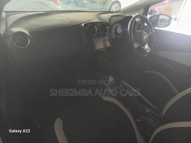 Nissan Note 1.2 Hybrid 2019 Blue