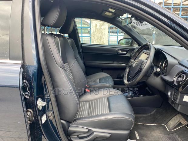 Toyota Corolla Fielder 2018
