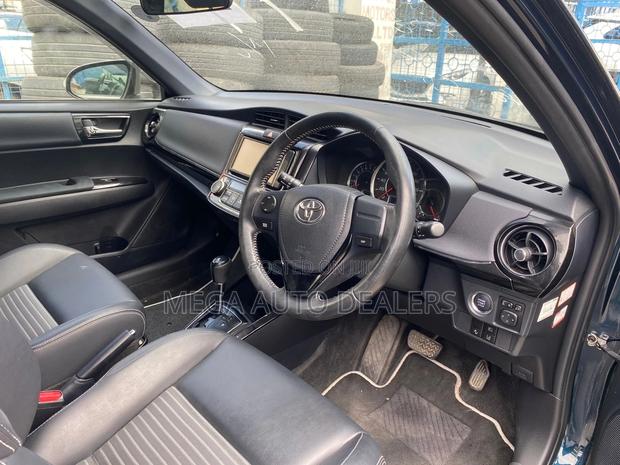 Toyota Corolla Fielder 2018