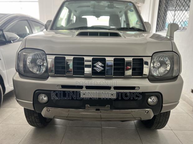 Suzuki Jimny 2019 Silver