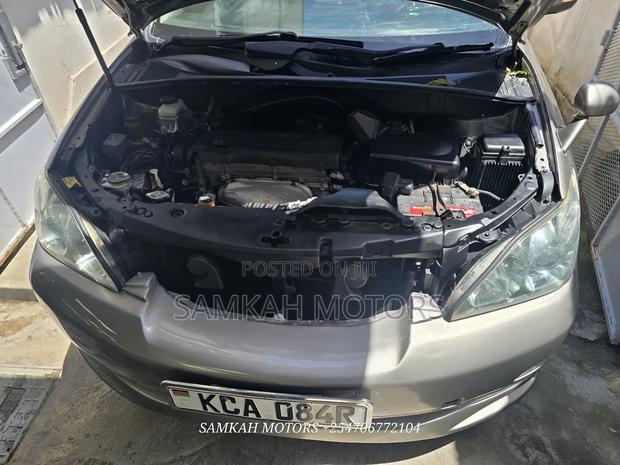 Toyota Harrier 2010 Gray