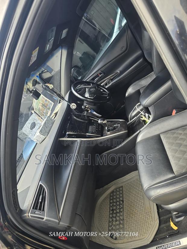 Toyota Harrier 2018 Black