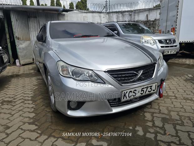 Toyota Mark X 2011 Silver