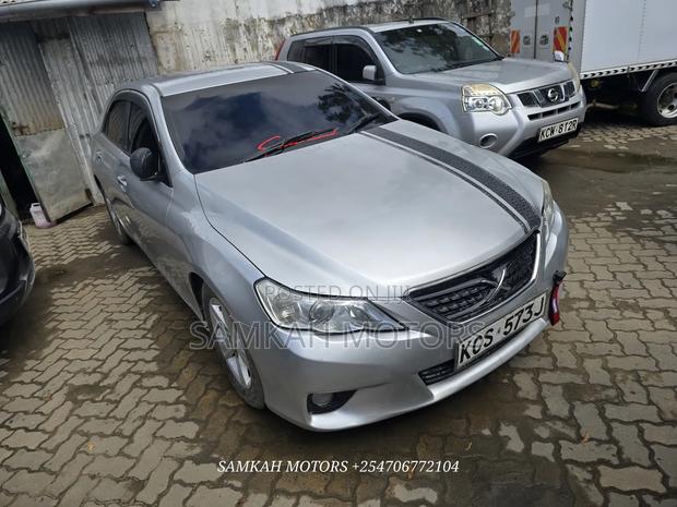Toyota Mark X 2011 Silver
