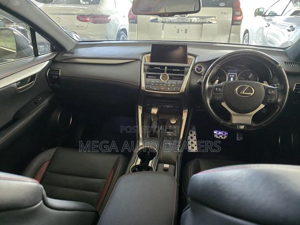 Lexus NX 300 AWD 2018 Black