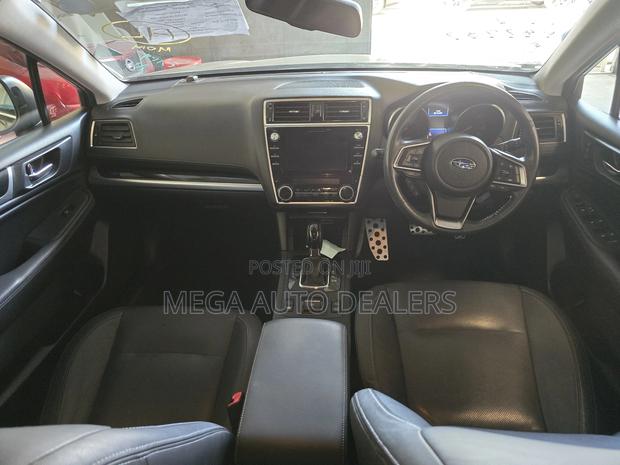 Subaru Outback 2018 Green