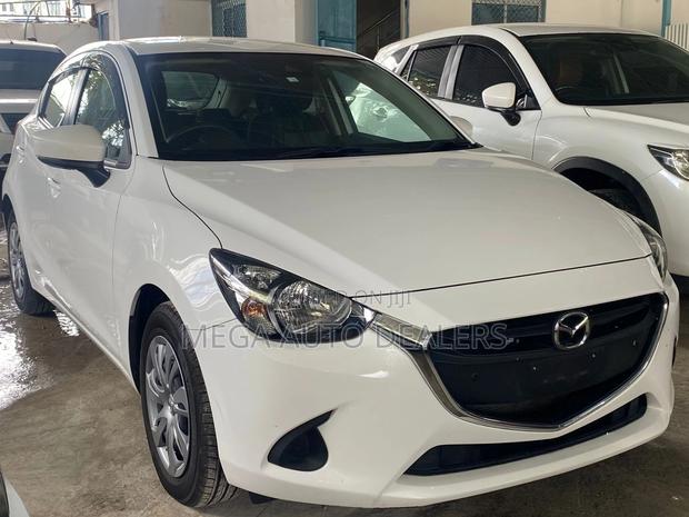 Mazda Demio 2018 White