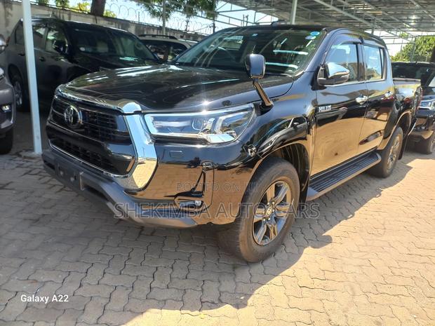 Toyota Hilux Revo Double Cab Deisel 2.8 RWD 2020 Blue