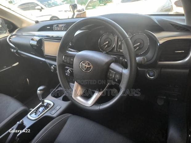 Toyota Hilux Revo Double Cab Deisel 2.8 RWD 2020 Blue