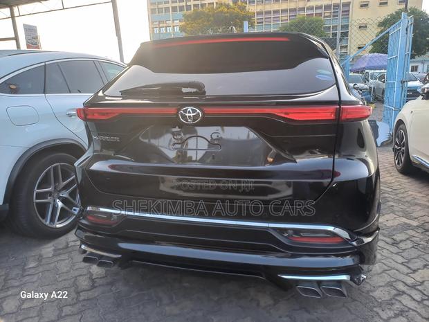 Toyota Harrier 2021 Black