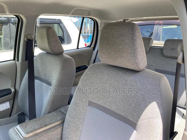 Toyota Passo 2018 White