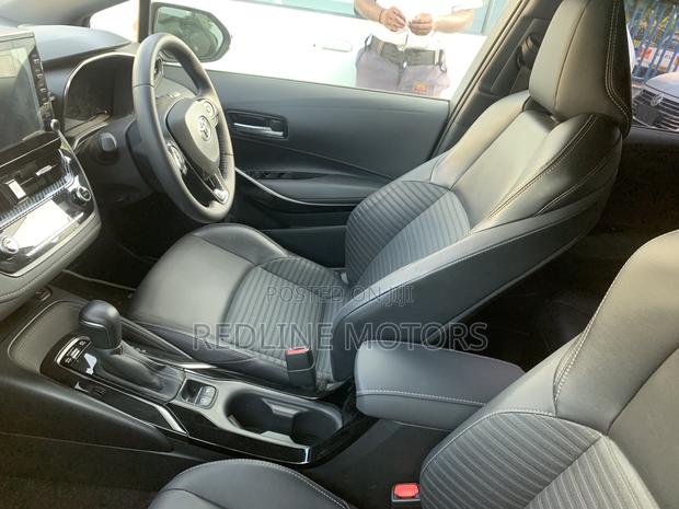 Toyota Corolla LE Eco (1.8L 4cyl 2A) 2019 Black
