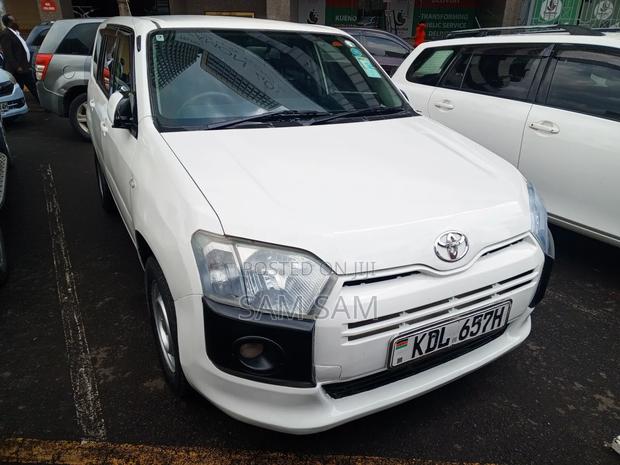 Toyota Succeed 2008 White