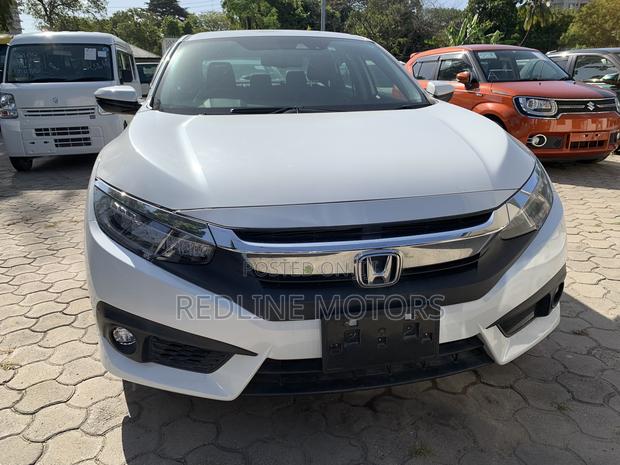 Honda Civic LX Sedan 2018 Off white