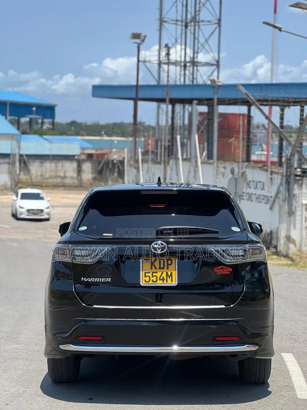 Toyota Harrier 2017 Black