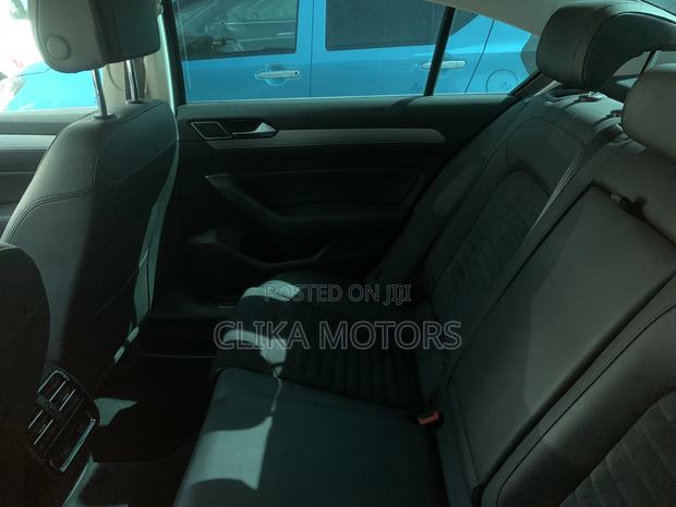 Volkswagen Passat 2018 Black