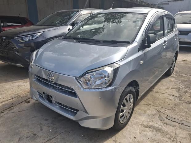 Daihatsu Mira 2018 Silver