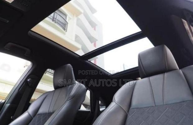 Toyota Harrier 2.0 2019 Pearl