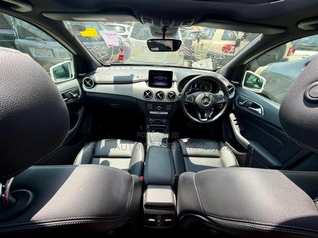 Mercedes-Benz B-Class B180 Petrol 2019 White
