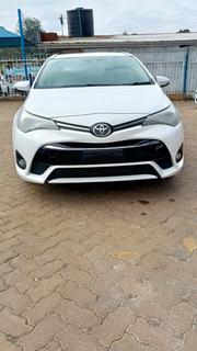 Toyota Avensis 2018 White for sale