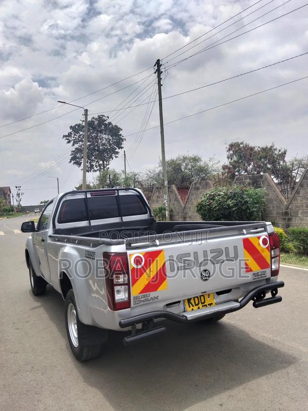 Isuzu D-MAX 2020 Silver
