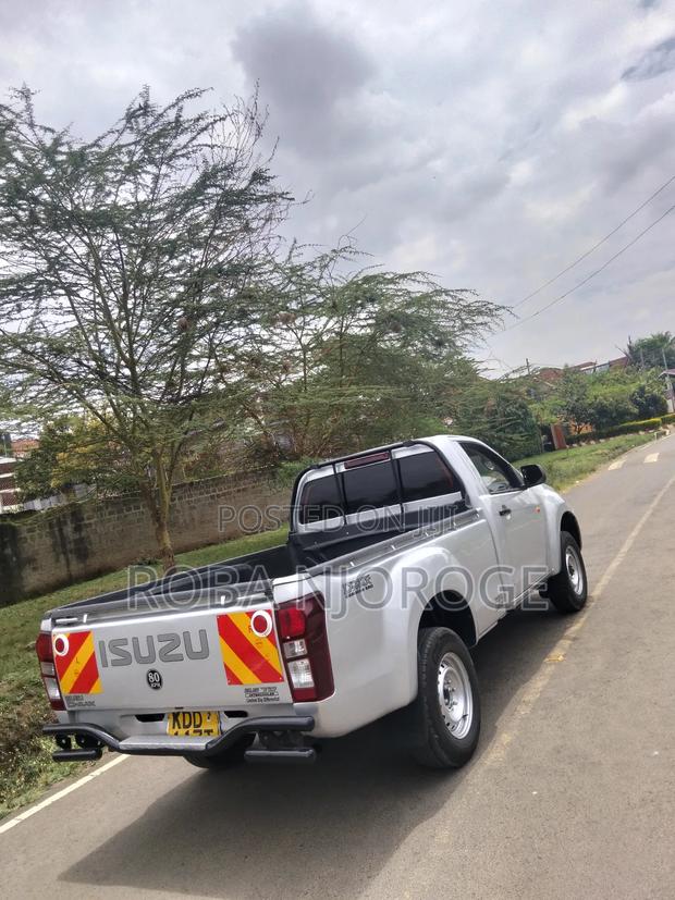 Isuzu D-MAX 2020 Silver