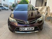 Toyota Auris 2014 Red for sale