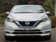Nissan Note 2018 Silver for sale