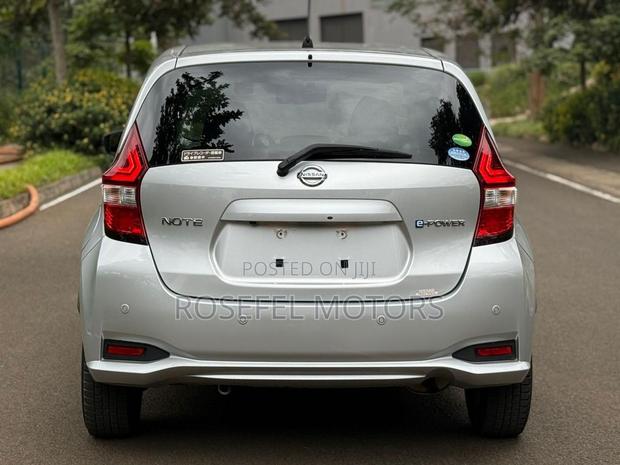 Nissan Note 2018 Silver