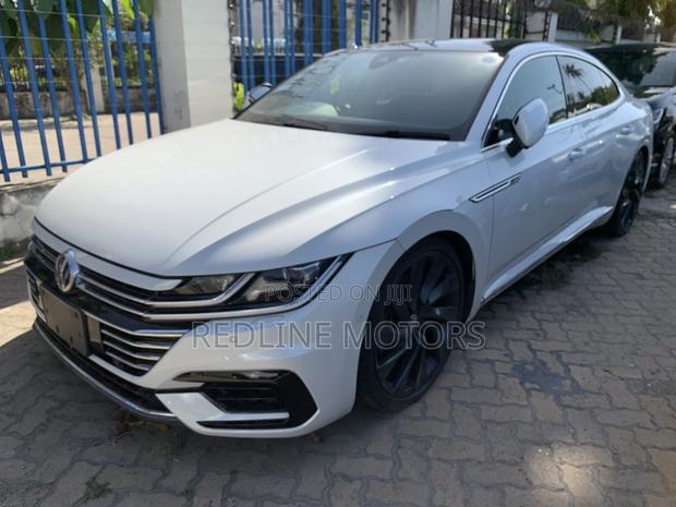 Volkswagen Arteon 2.0T SE R-Line w/19 AWD 4MOTION 2019 White