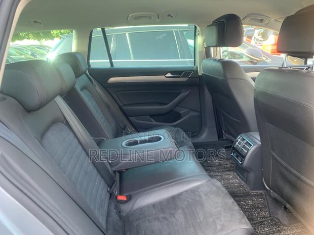 Volkswagen Passat 2.0T S 2018 Silver