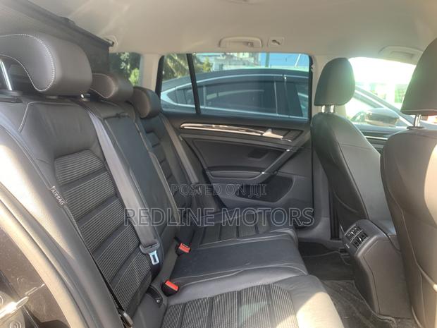 Volkswagen Golf Variant 2018 Black
