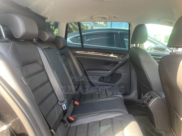 Volkswagen Golf Variant 2018 Black