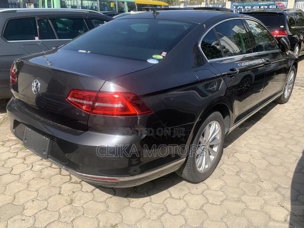 Volkswagen Passat 2.0T SE 2018 Gray