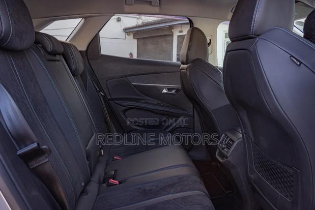Peugeot 3008 2018 Silver