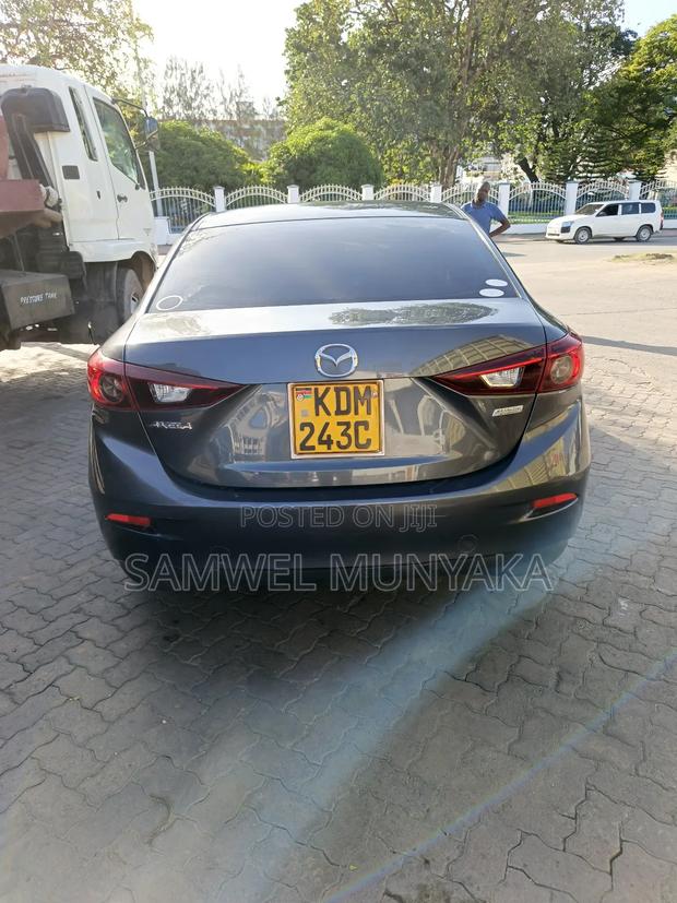 Mazda Axela 2016 Gray