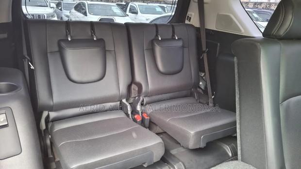 Toyota Land Cruiser Prado 2.8 2019 White