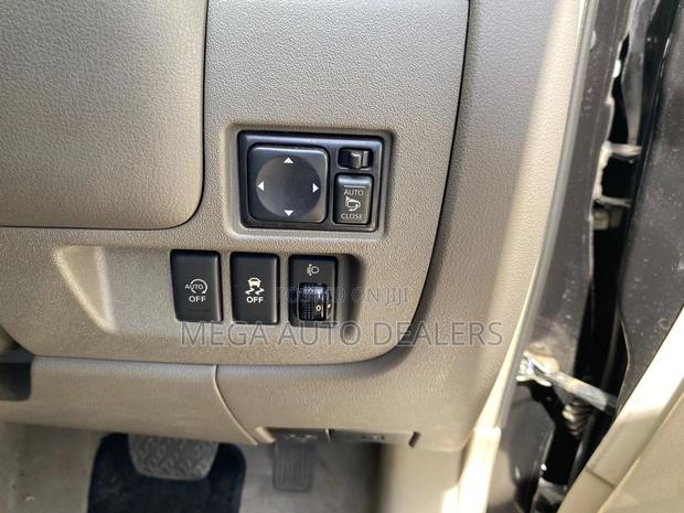 Nissan March 2018