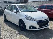 Peugeot 208 2018 White for sale
