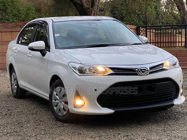 Toyota Axio 1.3 X 2WD 2018 White
