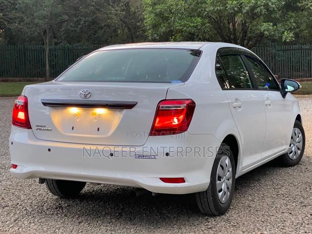 Toyota Axio 1.3 X 2WD 2018 White
