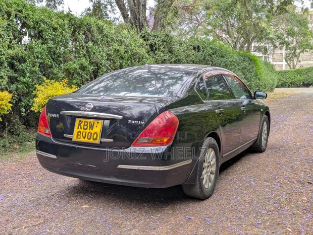 Nissan Teana 2010 Black
