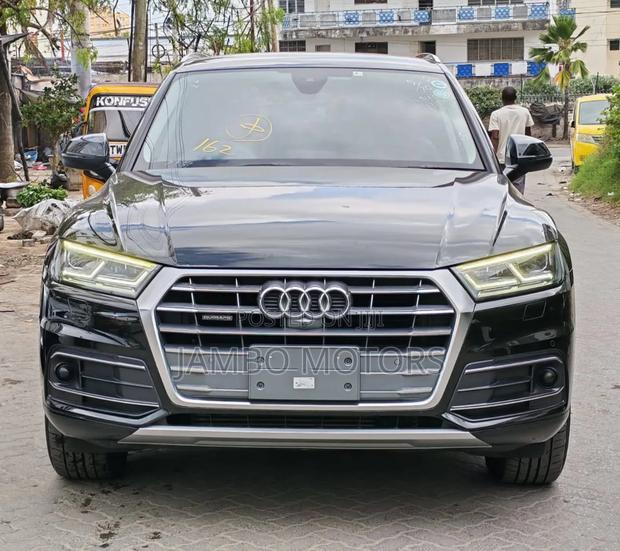 Audi Q5 2.0T Premium AWD quattro 2019