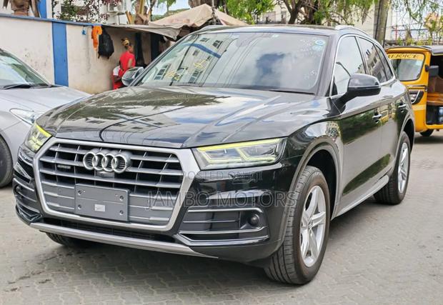 Audi Q5 2.0T Premium AWD quattro 2019