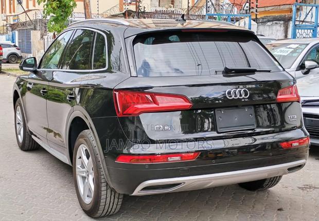 Audi Q5 2.0T Premium AWD quattro 2019