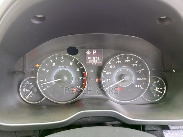 Subaru Legacy 2.5 2009 White