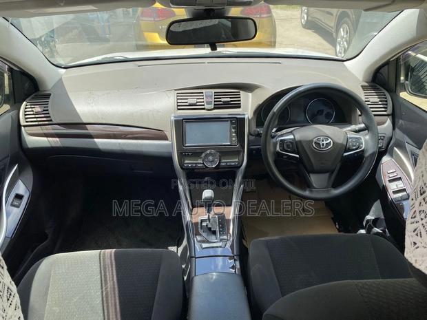 Toyota Premio 2019 White