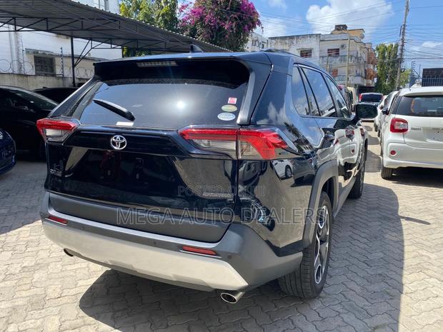 Toyota RAV4 2020 Black